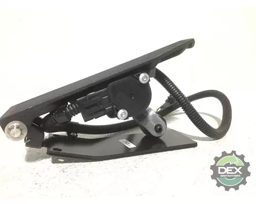 MACK  Accelerator Parts