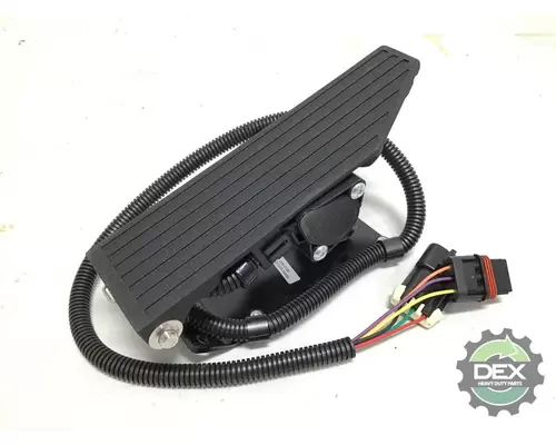 MACK  Accelerator Parts