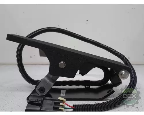 MACK  Accelerator Parts