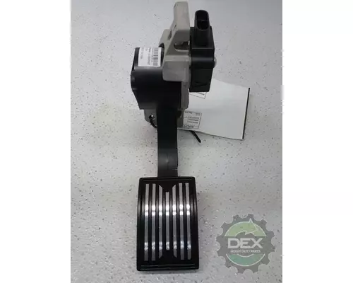 MACK  Accelerator Parts