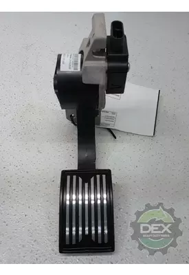 MACK  Accelerator Parts