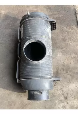 MACK  Air Cleaner