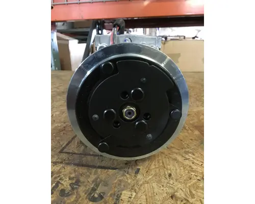 MACK  Air Conditioner Compressor