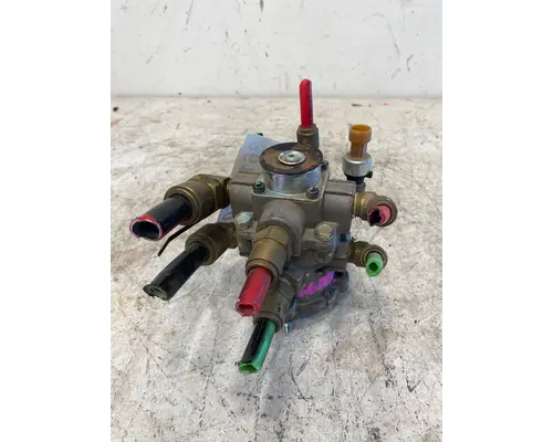 MACK  Brake Proportioning Valve