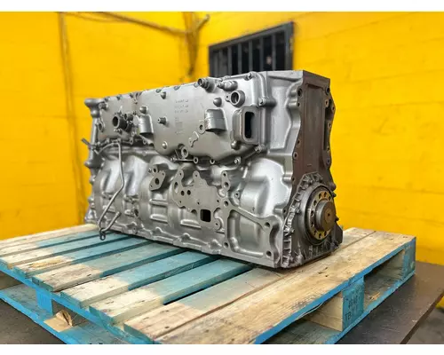 MACK  Cylinder Block