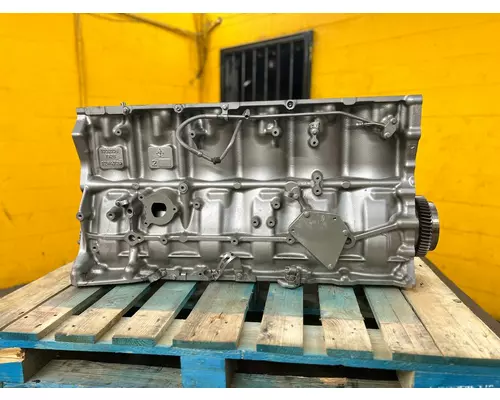 MACK  Cylinder Block