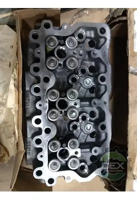 MACK  Cylinder Head