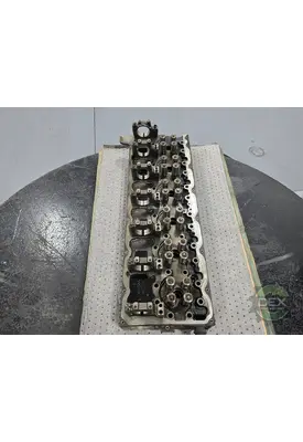 MACK  Cylinder Head