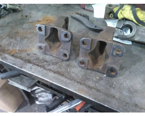 MACK  ENGINE MOUNTS, ENGINE (REAR)