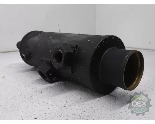 MACK  Engine Oil Cooler