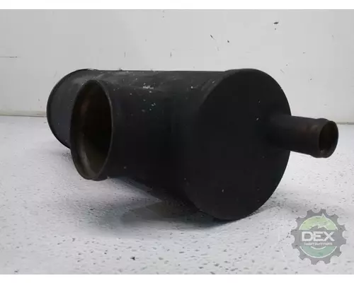 MACK  Engine Oil Cooler