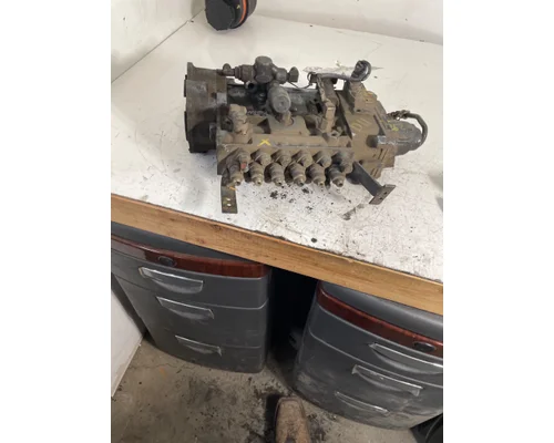 MACK  Fuel Pump (Injection)