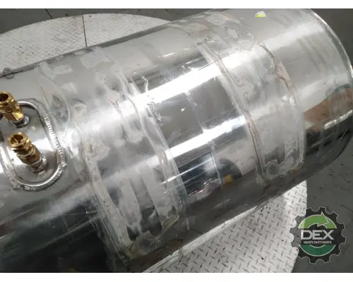 MACK  Fuel Tank