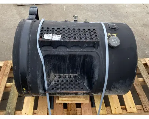 MACK  Fuel Tank