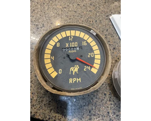 MACK  Gauges (all)