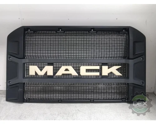 MACK  Grille