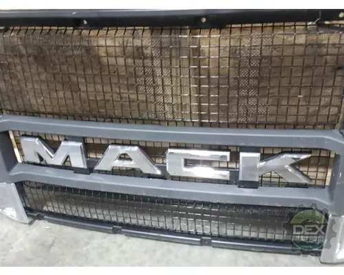 MACK  Grille