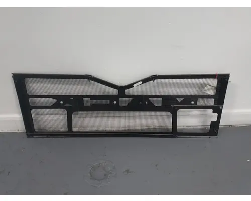 MACK  Grille