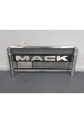 MACK  Grille