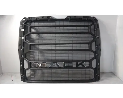 MACK  Grille