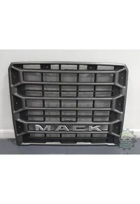 MACK  Grille