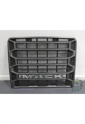 MACK  Grille