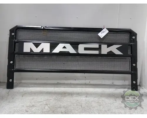 MACK  Grille