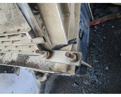 MACK  Headache Rack