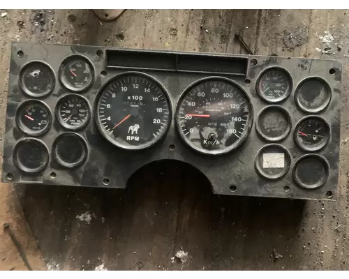 MACK  Instrument Cluster