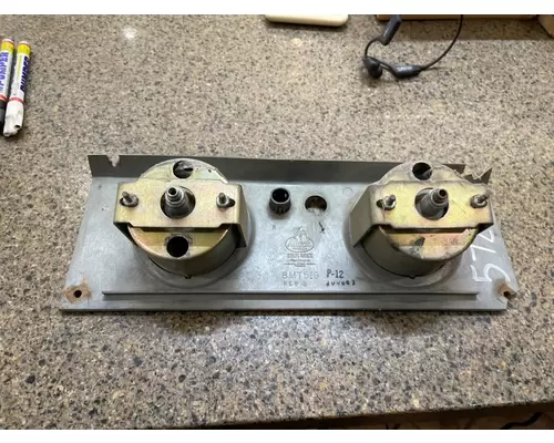 MACK  Instrument Cluster