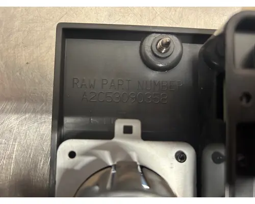 MACK  Instrument Cluster