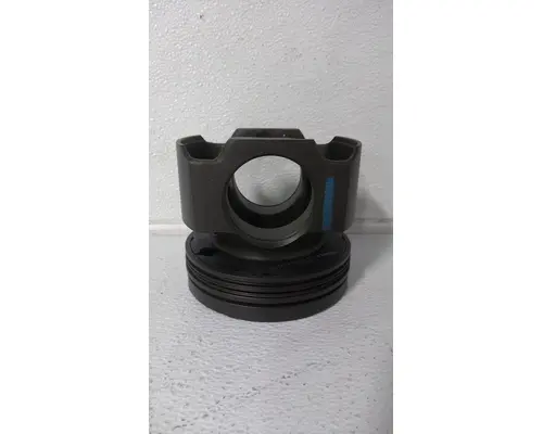 MACK  Piston