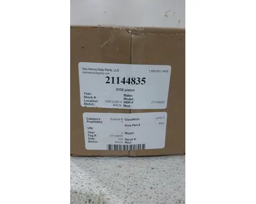 MACK  Piston