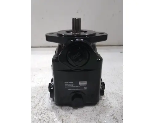 MACK  Power Steering Pump