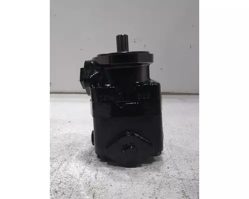 MACK  Power Steering Pump