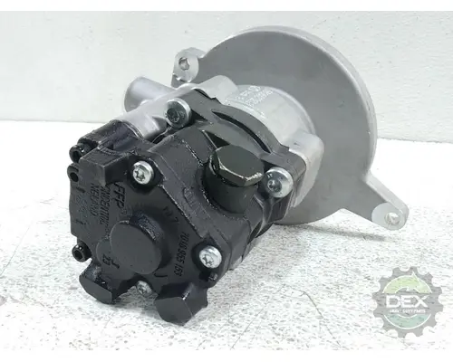 MACK  Power Steering Pump