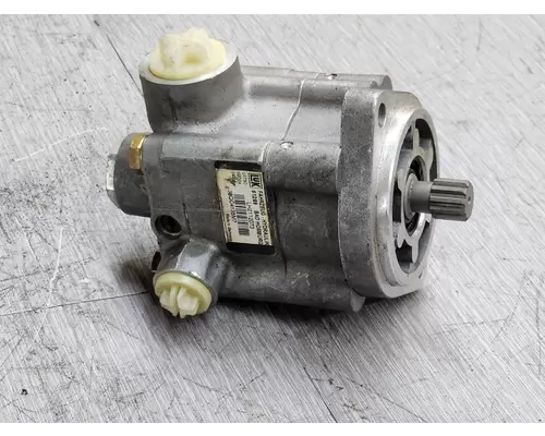 MACK  Power Steering Pump