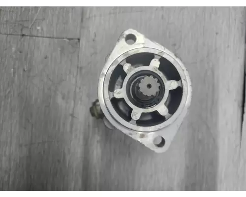 MACK  Power Steering Pump