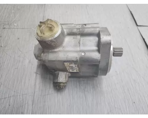 MACK  Power Steering Pump