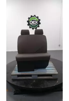 MACK  Seat, Front
