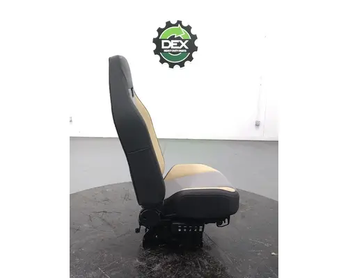 MACK  Seat, Front
