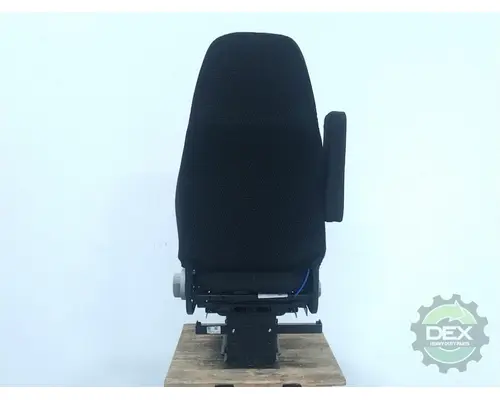 MACK  Seat, Front