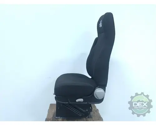 MACK  Seat, Front