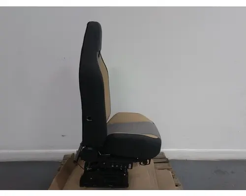 MACK  Seat, Front