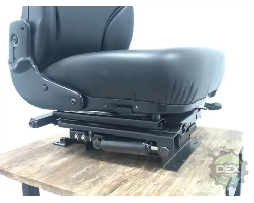 MACK  Seat, Front