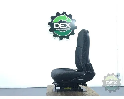 MACK  Seat, Front