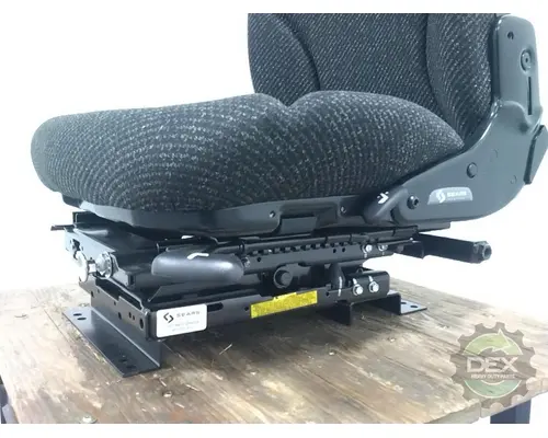 MACK  Seat, Front