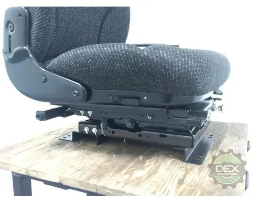 MACK  Seat, Front