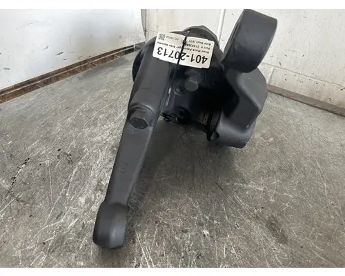 MACK  Spindle  Knuckle, Front