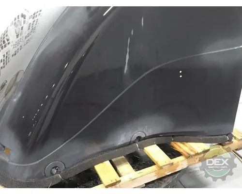 MACK  Spoiler, Front